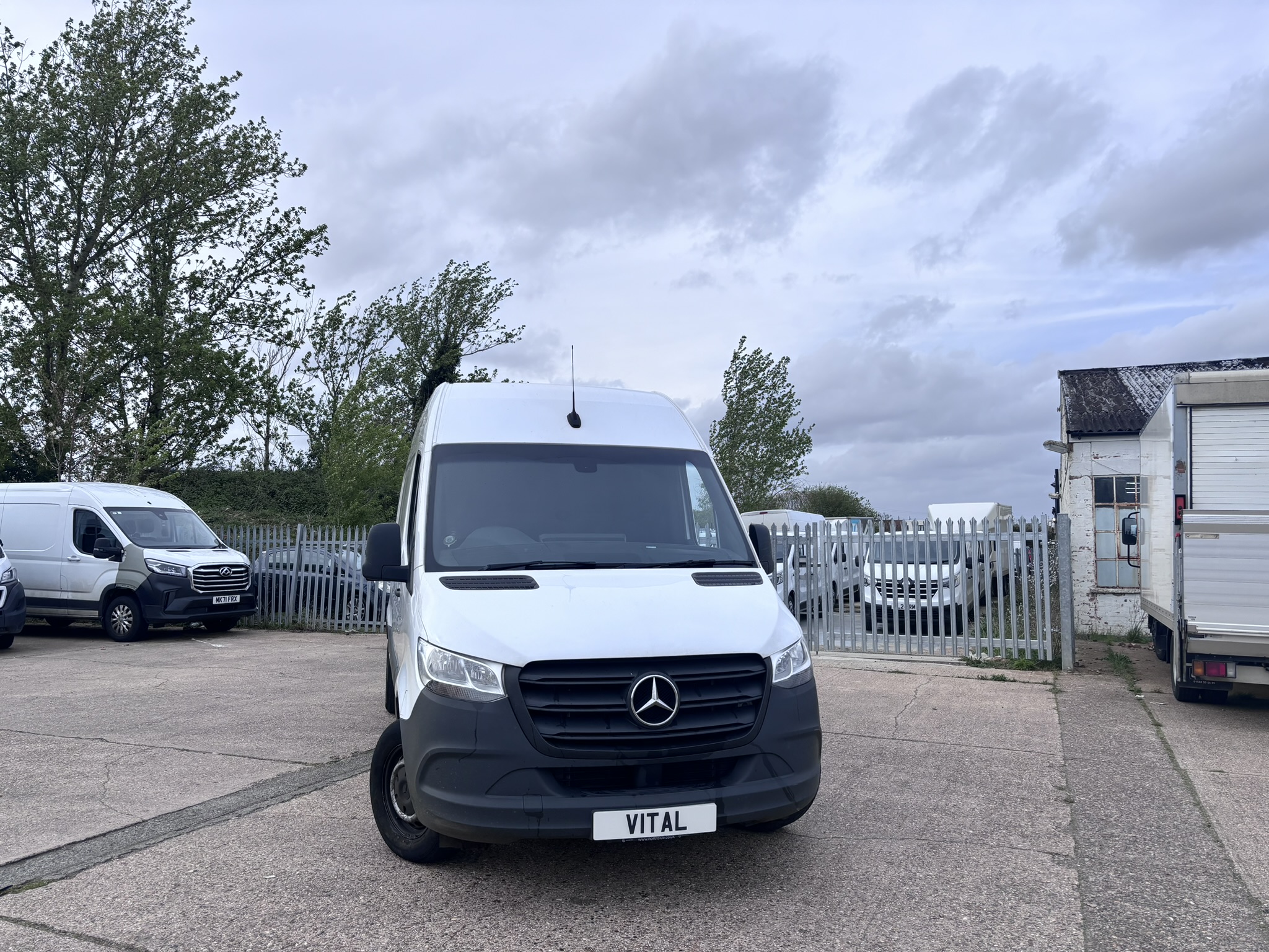 mercedes sprinter